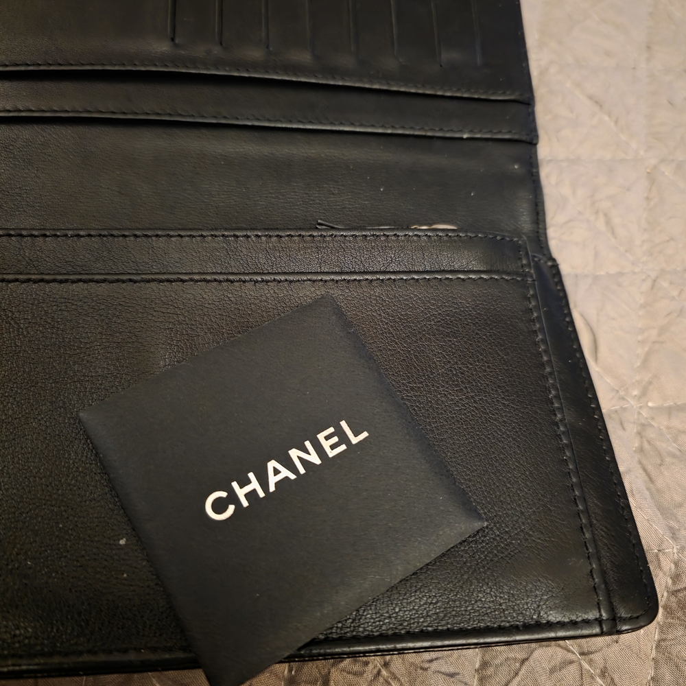 CHANEL Classic Black Leather Clutch/Rehab/ Great Condition - Picture 11 of 12